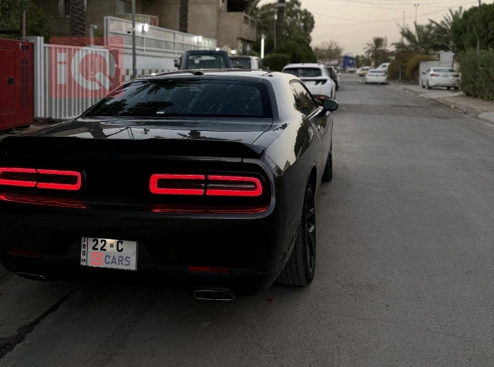 Dodge Challenger